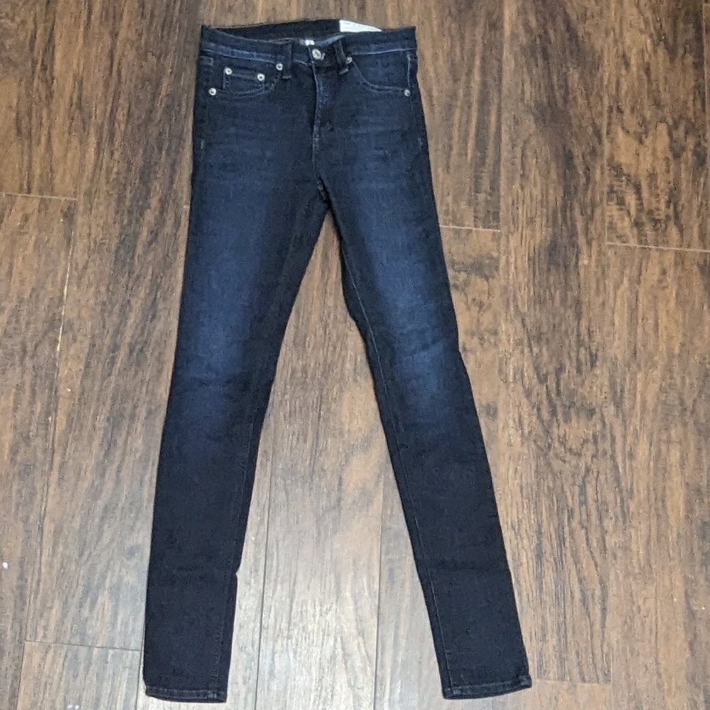 Rag & Bone Women's 10 Inch Skinny Dark wash Jeans Color Lynnwood